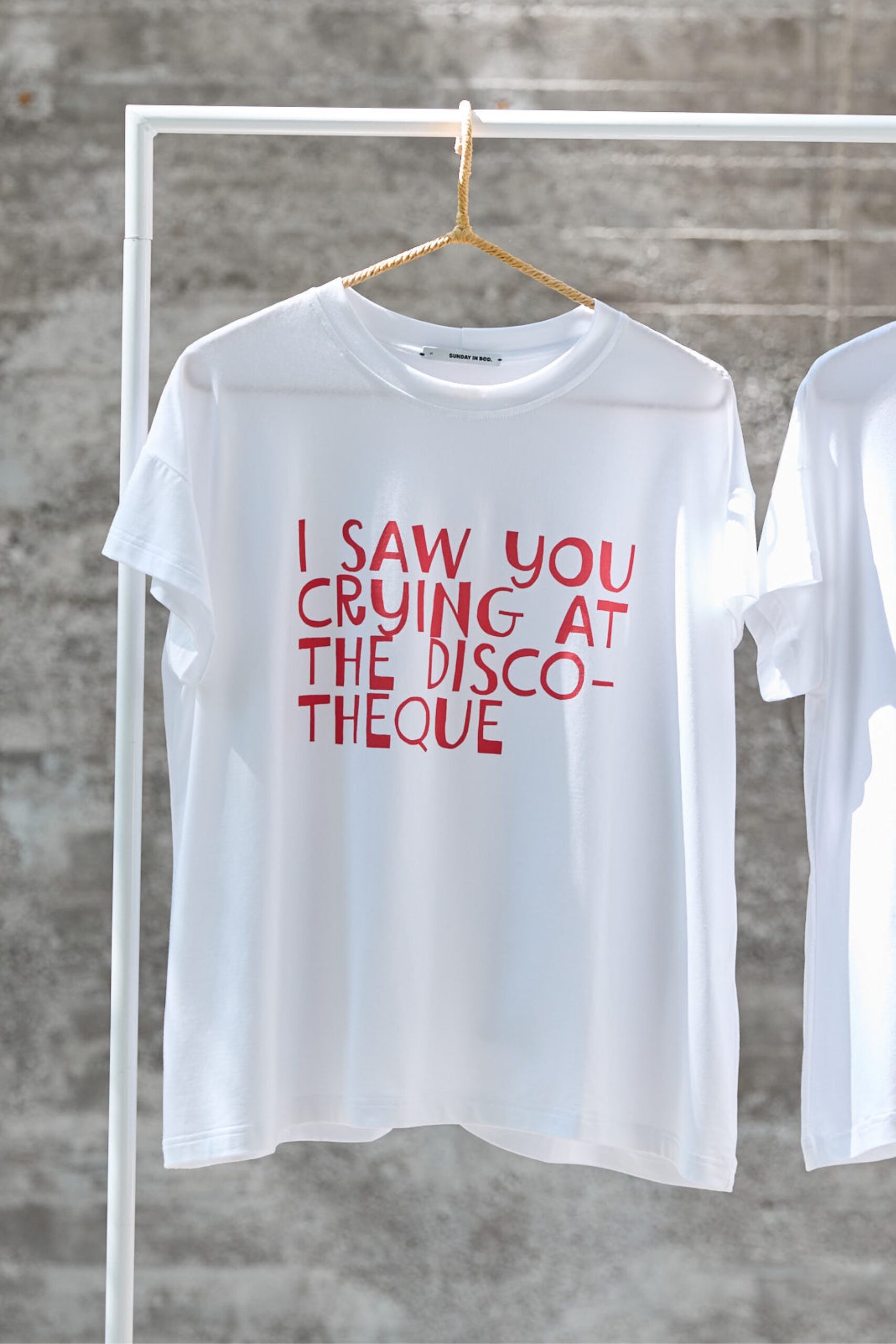 <b>AMIE</b> shirt "CRYING"