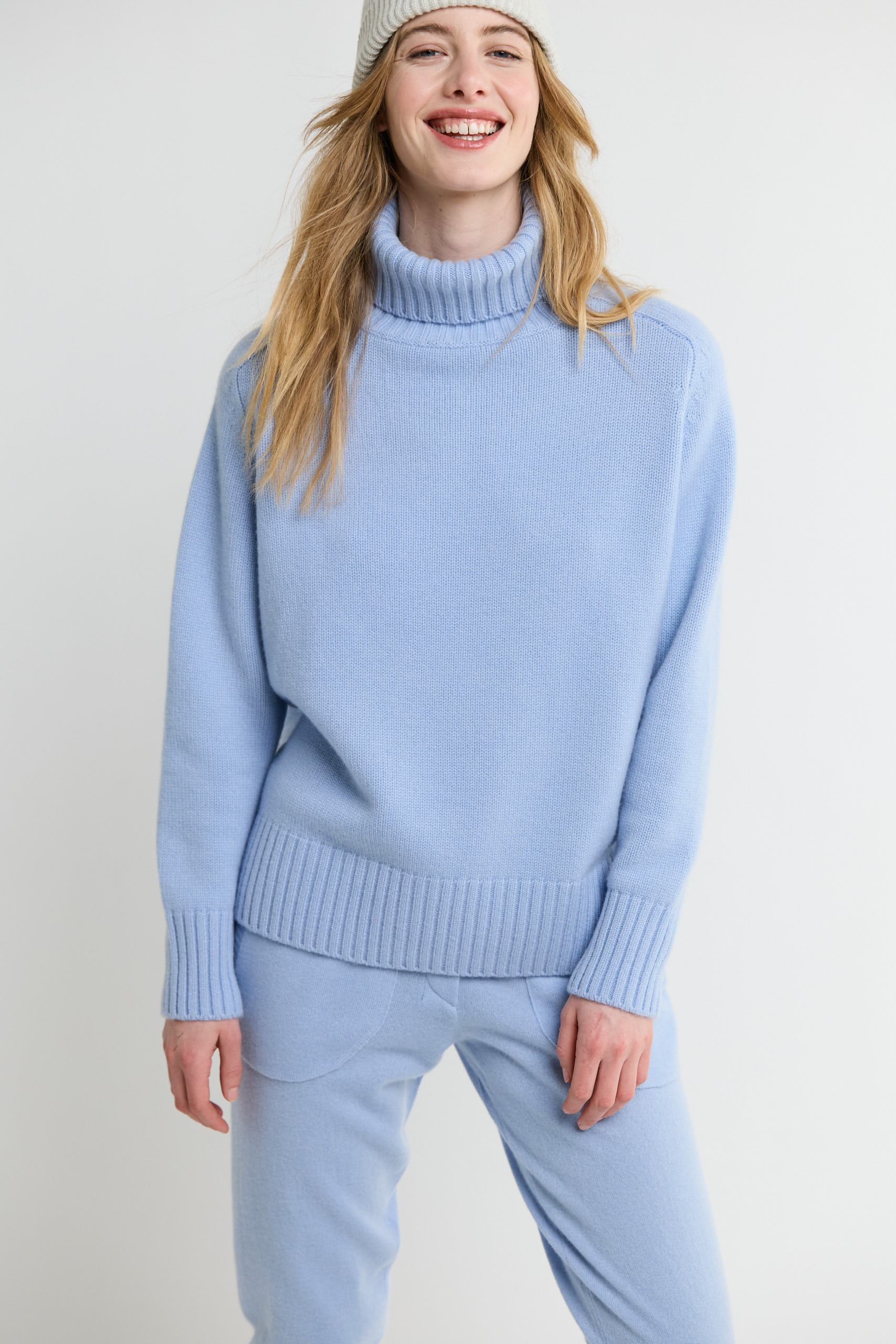 <b>BRAVE</b> pullover